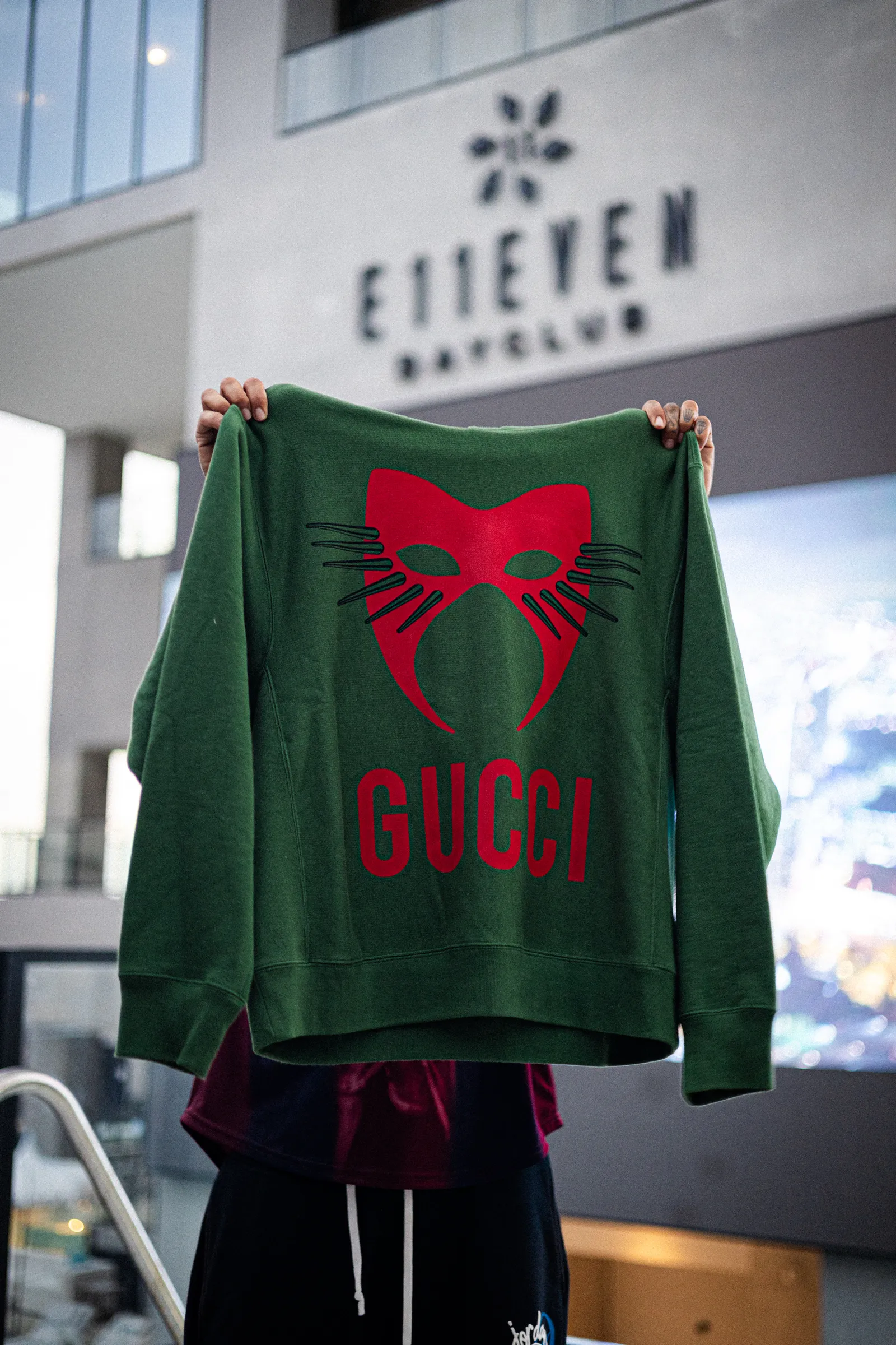 GG Velvet Smoking Jacket, Bordeaux — detail